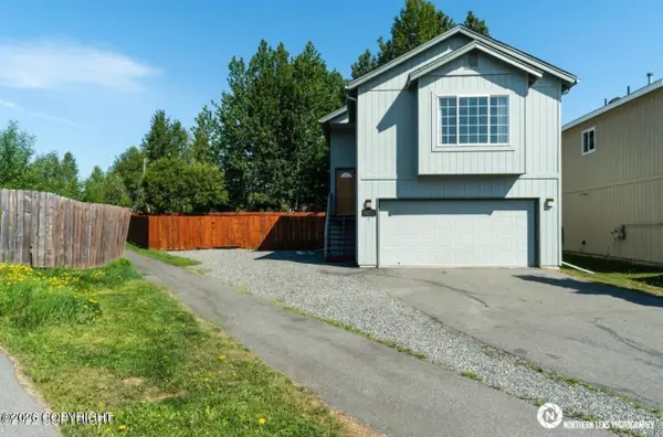 4271 W West Lake Avenue, Anchorage, AK 99502