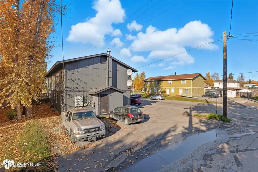 4404 Thompson Avenue, Anchorage, AK 99508 - #2