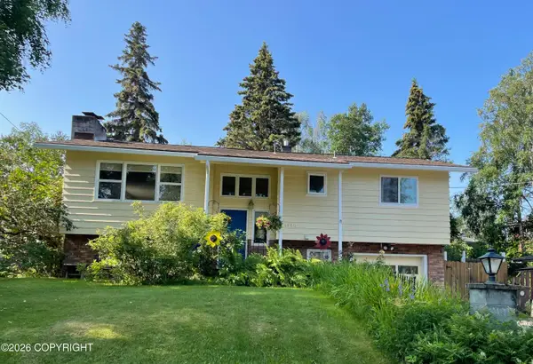 1990 Wildwood Lane, Anchorage, AK 99517