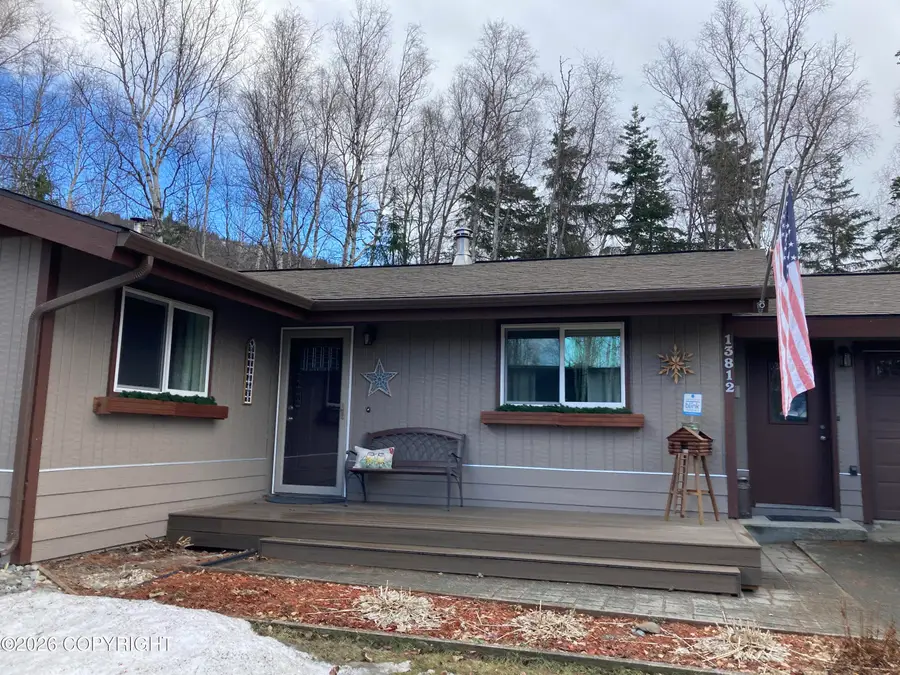 13812 Knob Hill Drive, Eagle River, AK 99577 - #3