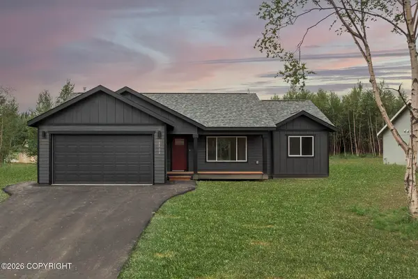 L18 B1 N Endless Circle, Palmer, AK 99645