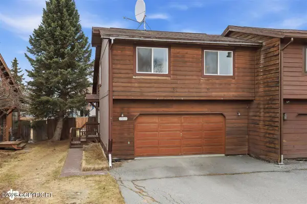 7800 Rovenna Street, Anchorage, AK 99518