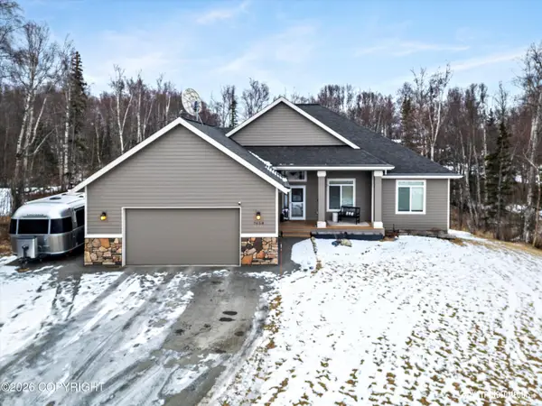 7658 E Wolf Creek Road, Wasilla, AK 99654