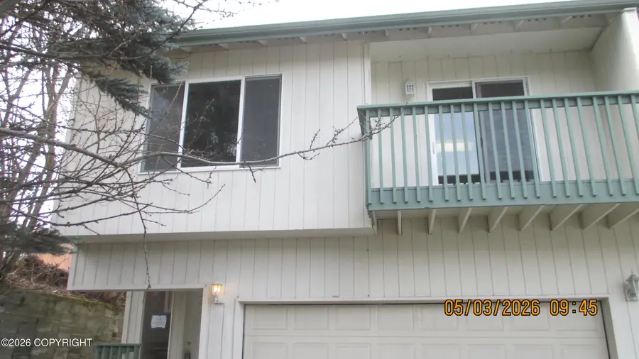 275 Creekside Street #4, Anchorage, AK 99504 - #2