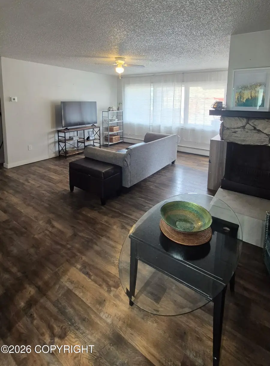 4414 E 6th Avenue, Anchorage, AK 99508 - #3