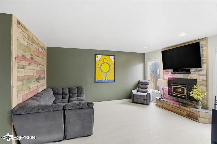 2211 Jennison Circle, Anchorage, AK 99508 - #2
