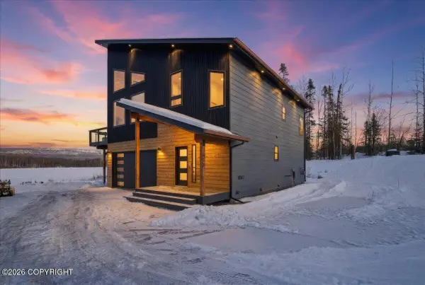 1668 N Pitman Road, Wasilla, AK 99623