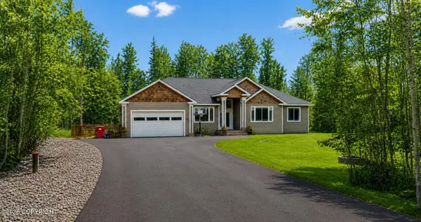 5603 N Huckleberry Drive, Wasilla, AK 99654