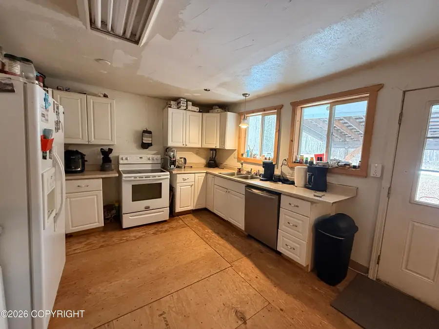 643 Bottles Street, North Pole, AK 99705 - #3