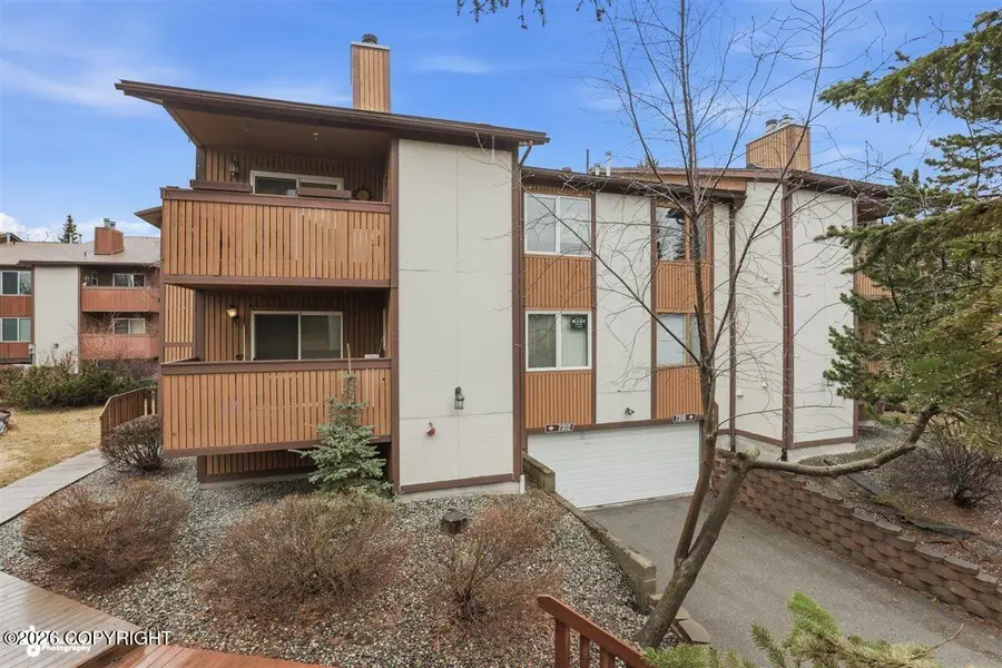 7312 Huntsman Circle #D-17, Anchorage, AK 99518 - #2