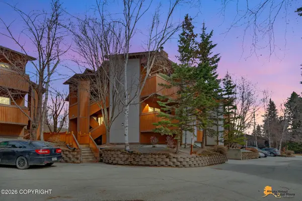 7202 Foxridge Circle #12B, Anchorage, AK 99518