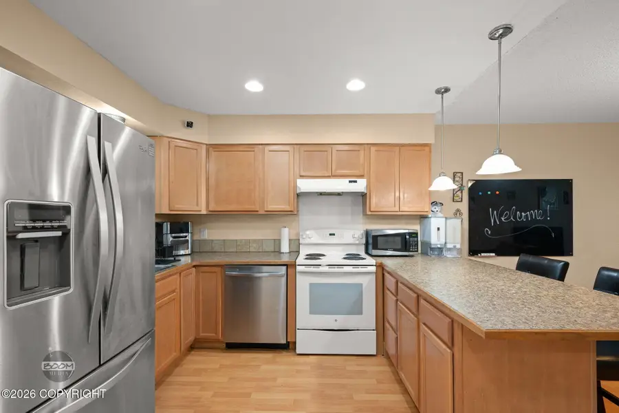 400 E 24th Avenue #19, Anchorage, AK 99503 - #2