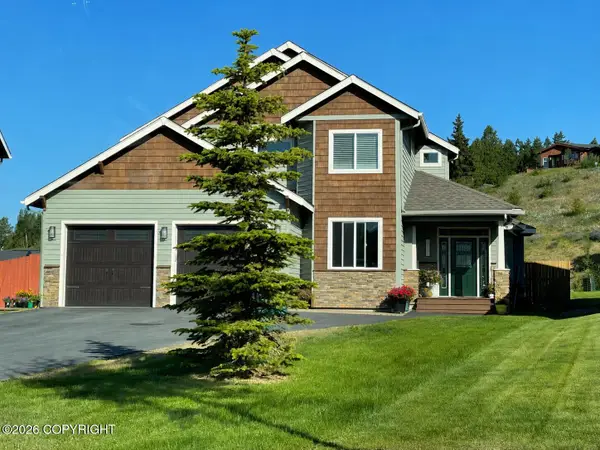 3152 Morgan Loop, Anchorage, AK 99516