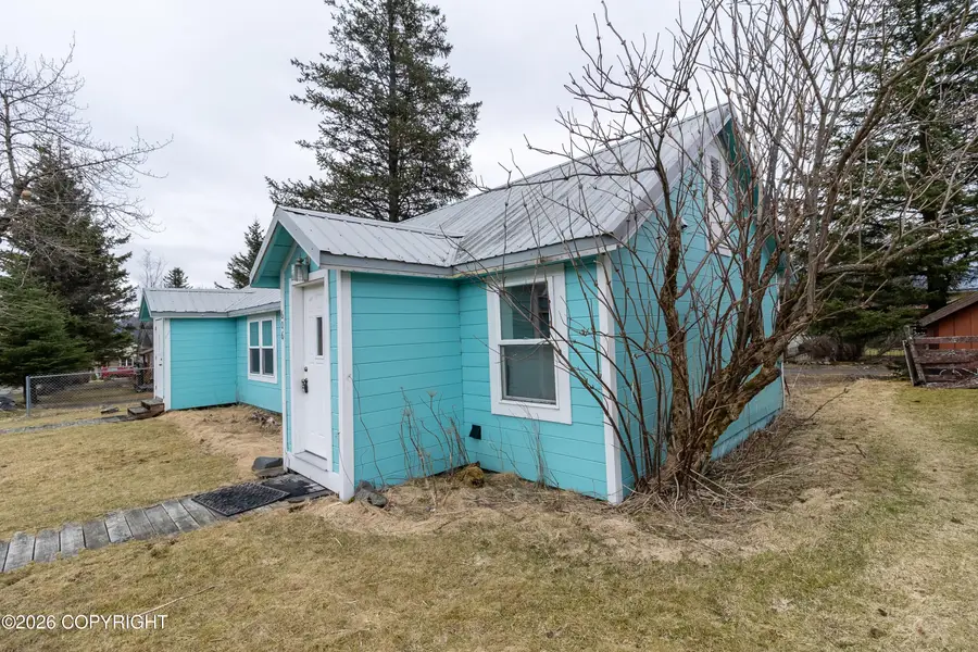 604 Fourth Avenue, Seward, AK 99664 - #3