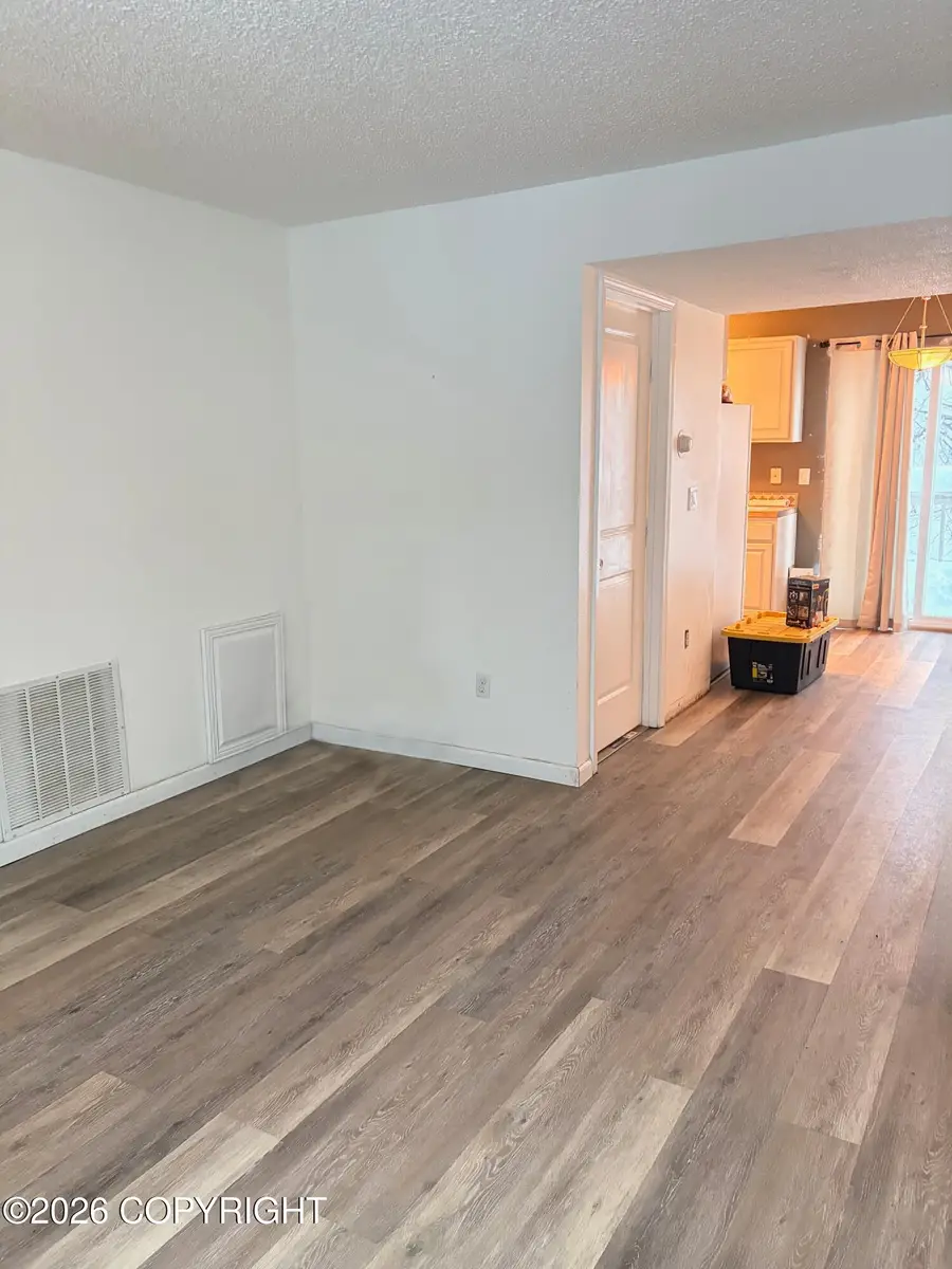 240 Skyhaven Circle, Anchorage, AK 99504 - Image #3