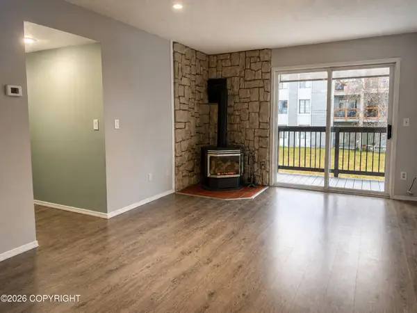 4660 Reka Drive #D11, Anchorage, AK 99508