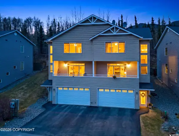 20233 Riverside Drive #8B, Eagle River, AK 99577
