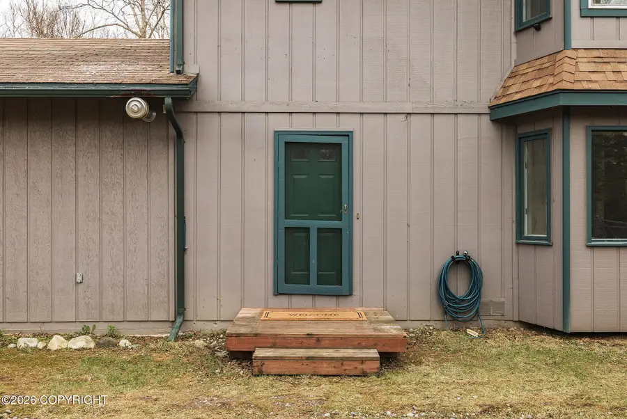 621 E Barton Lane, Wasilla, AK 99654 - #3