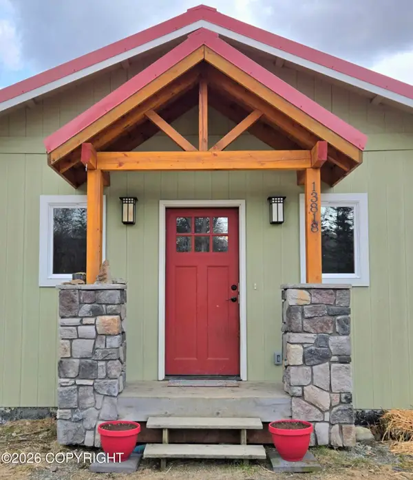 13818 E Wilderness Lane, Palmer, AK 99645