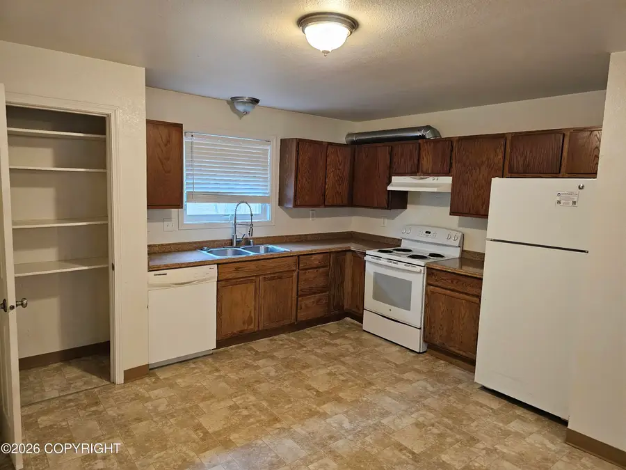 11400 Heritage Court, Eagle River, AK 99577 - #2