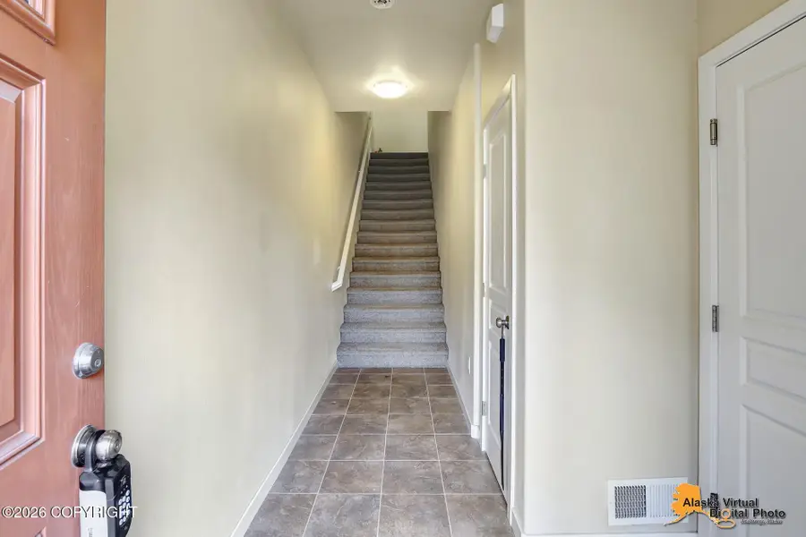 264 Cook Inlet Loop #3D, Anchorage, AK 99501 - #2