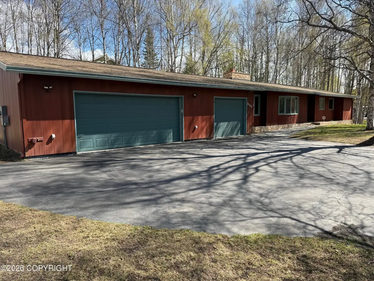 8323 Jodhpur Street, Anchorage, AK 99502 - #1