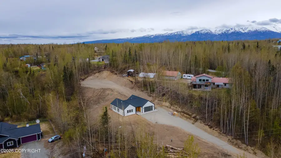 1060 N Hickory Street, Wasilla, AK 99654 - #3