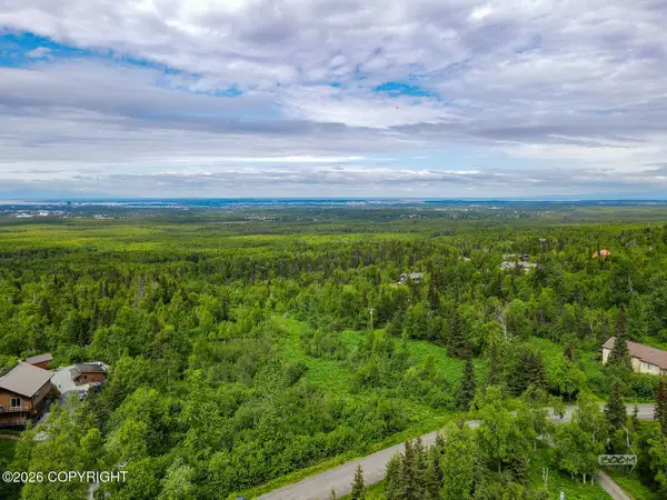 NHN Montagne Circle, Anchorage, AK 99507