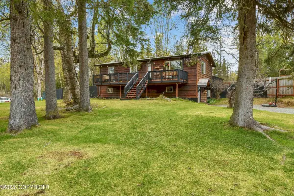 12301 Tracy Road, Anchorage, AK 99516