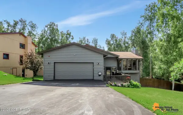 19624 S Montague Loop, Eagle River, AK 99577