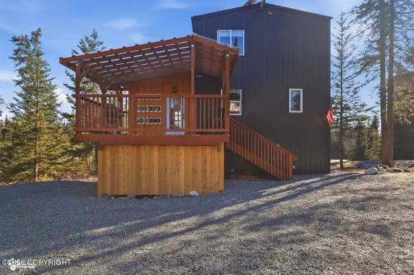 37200 Climbing Street, Anchor Point, AK 99556