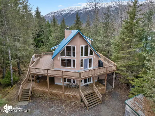 337 Alta Drive, Girdwood, AK 99587