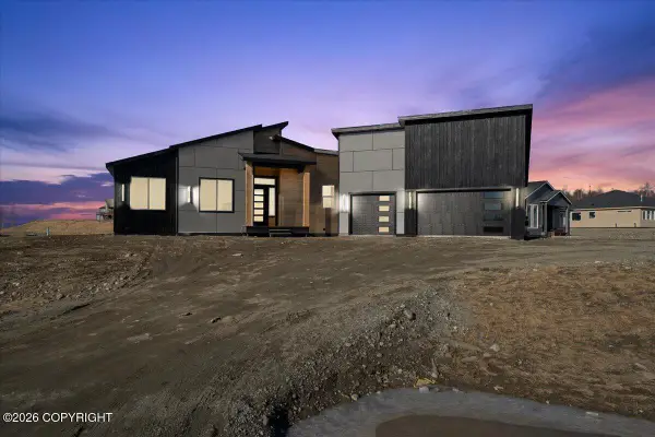 7477 E Refuge View Drive, Wasilla, AK 99654