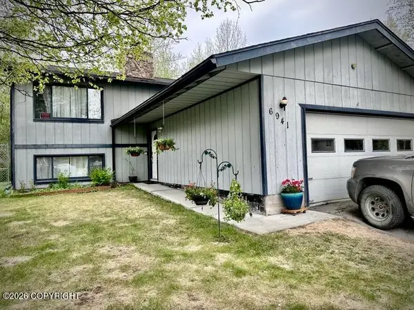 6941 Viburnum Drive, Anchorage, AK 99507