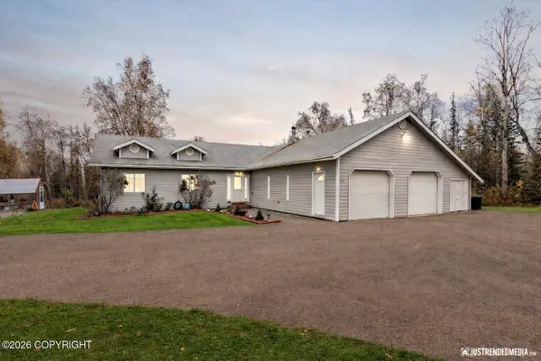 8961 W Sanderling Drive, Wasilla, AK 99623