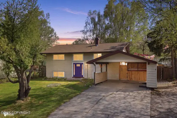 4633 Pavalof Street, Anchorage, AK 99507