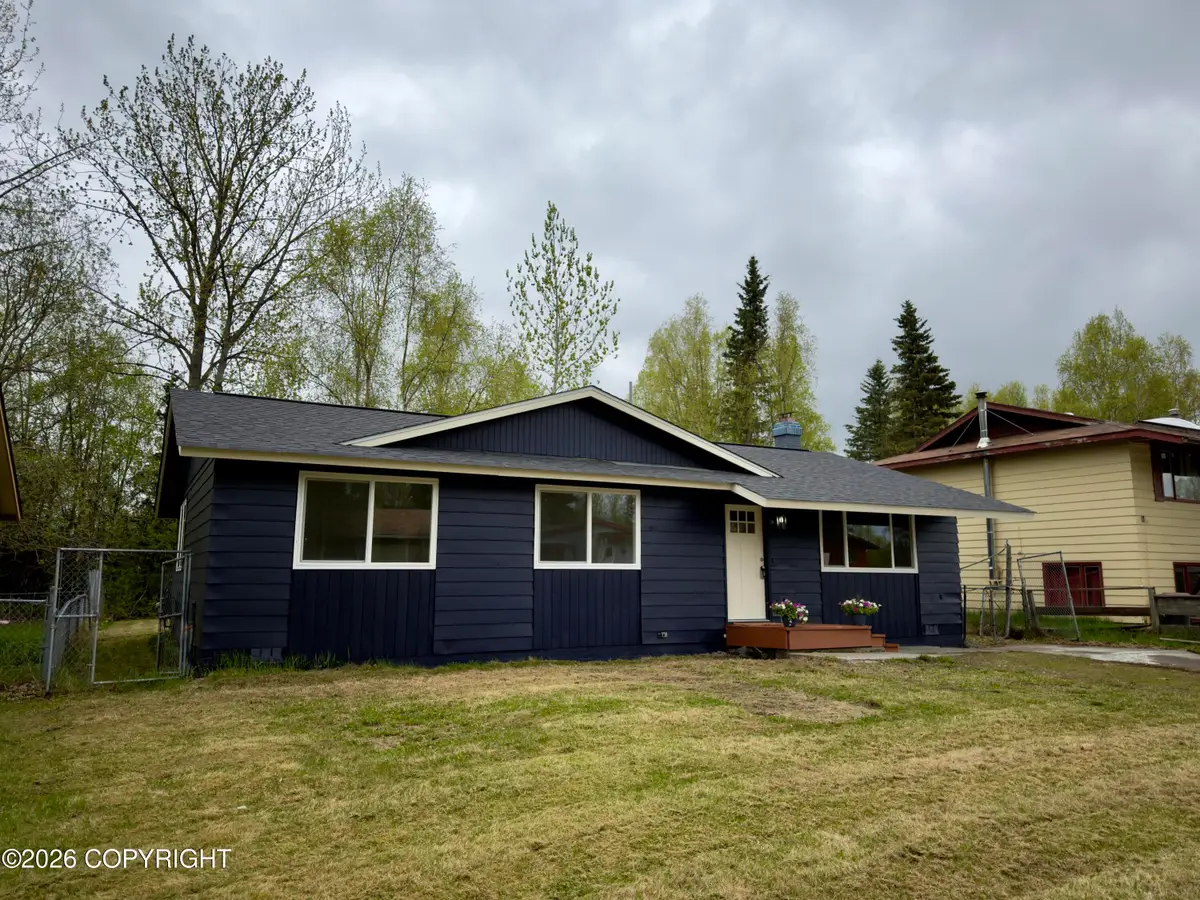 6124 E 21st Avenue, Anchorage, AK 99504 - #1