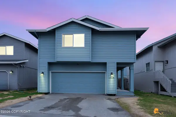 1528 N Heather Meadows Loop #73, Anchorage, AK 99507