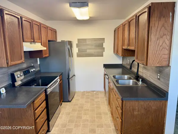 221 Mccarrey Street #5, Anchorage, AK 99508