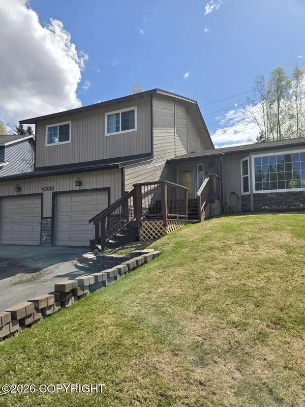 4300 Seeley Circle, Anchorage, AK 99502
