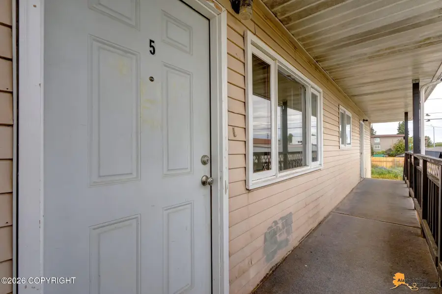 525 E 14th Avenue, Anchorage, AK 99501 - #3