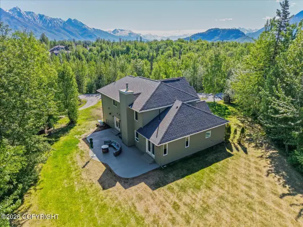 1540 S Badger Road, Palmer, AK 99645