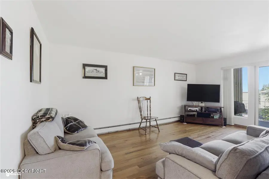 2400 Barrow Street #304, Anchorage, AK 99503 - #3