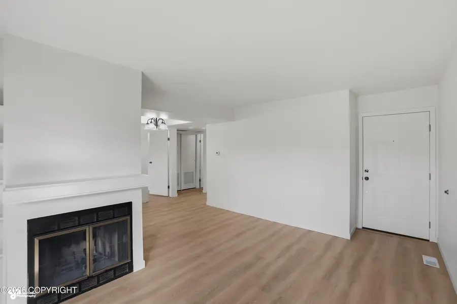 7220 Hunstmen Circle #G6, Anchorage, AK 99518 - #3