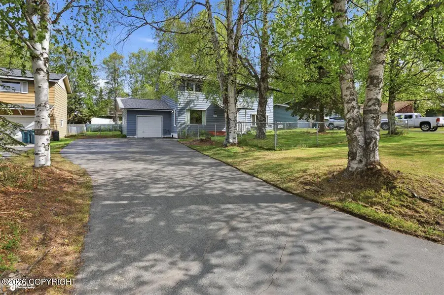 831 W 76th Avenue, Anchorage, AK 99518 - #3