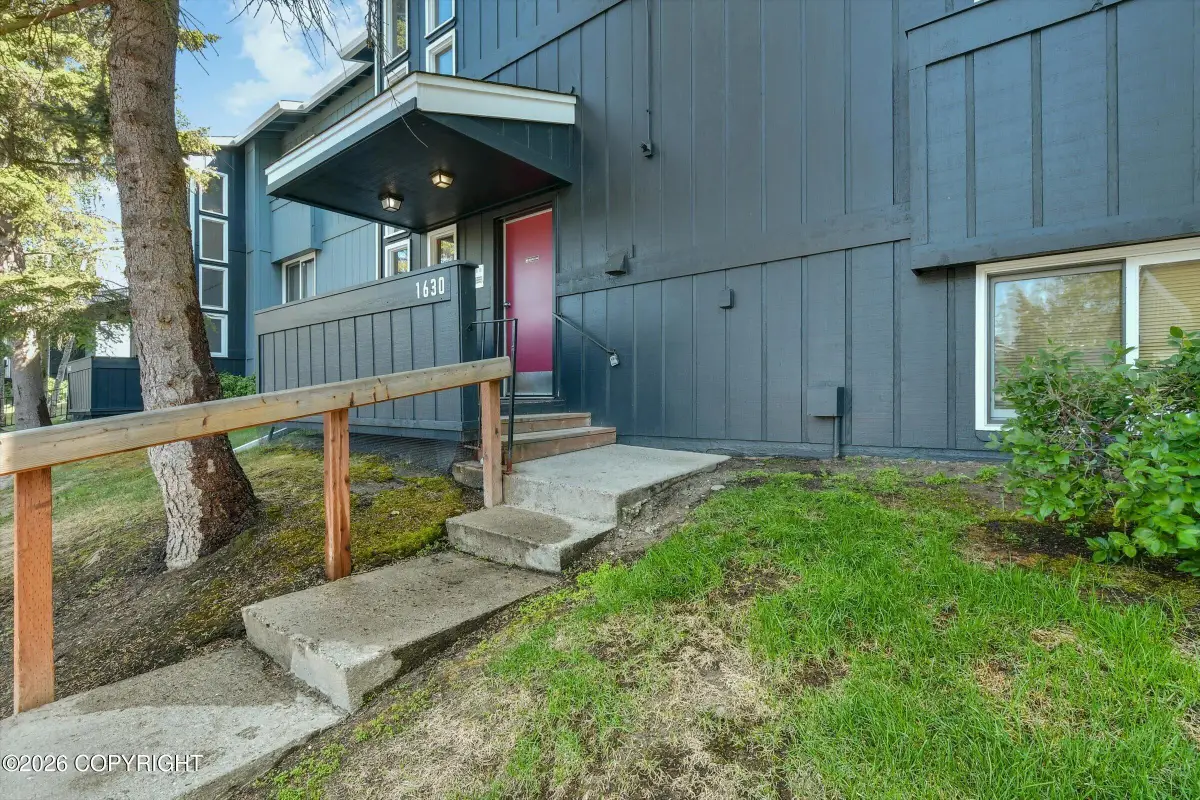 1630 Eastridge Drive #303, Anchorage, AK 99501 - #1