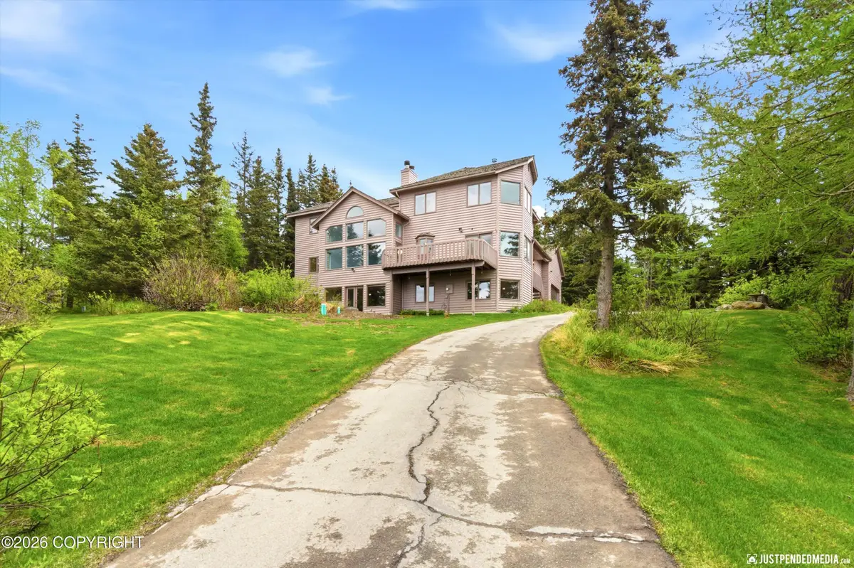 8100 Alatna Avenue, Anchorage, AK 99507 - #1