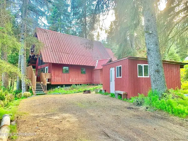 135 Danish Circle, Girdwood, AK 99587