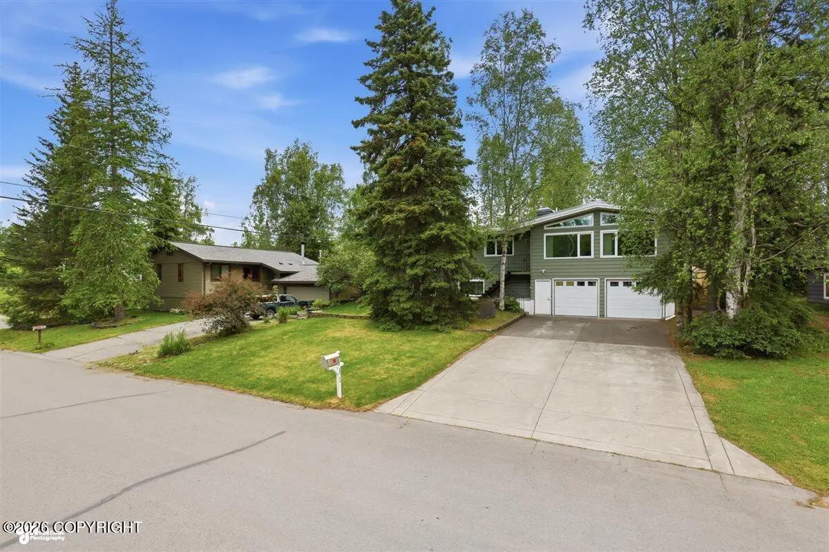 3711 Laron Lane, Anchorage, AK 99504 - #1