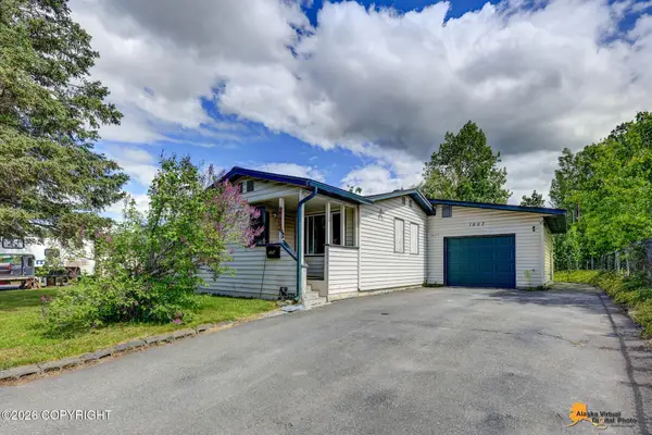 1607 Summit View St Street, Anchorage, AK 99504